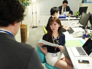 Kế hoạch trừng phạt nàng sếp nữ khó tính của cậu nhân viên trẻ